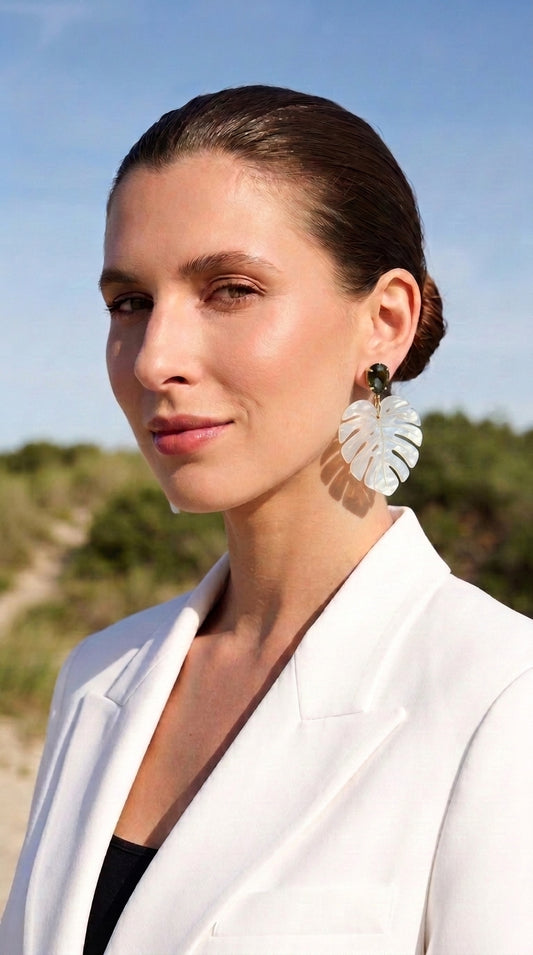 PENDIENTES MONSTERA NACARADA